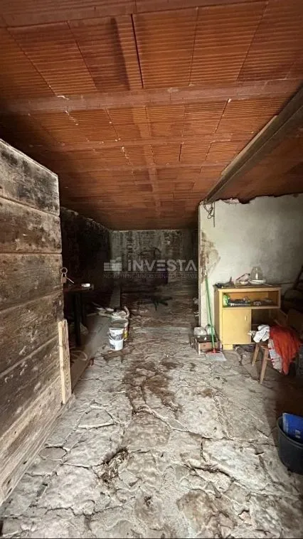 kuća sa građevinskim zemljištem okolica pazina - slika 18