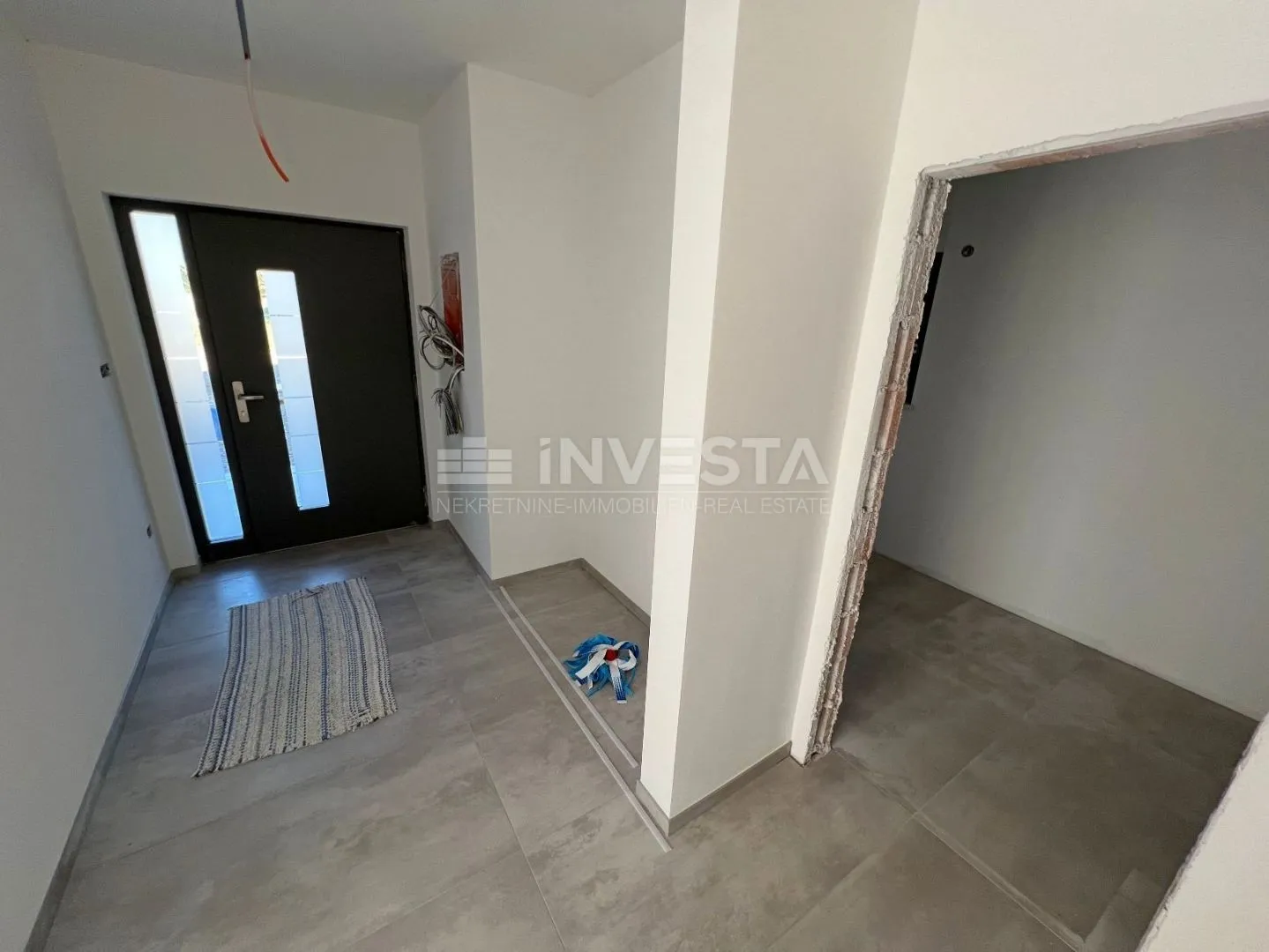 okolica labina, novosagrađena moderna prizemnica, 137 m2, 3ss - slika 15