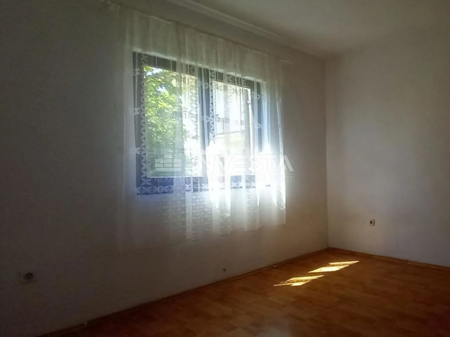 veli vrh, kuća s okućnicom blizu mora - slika 10