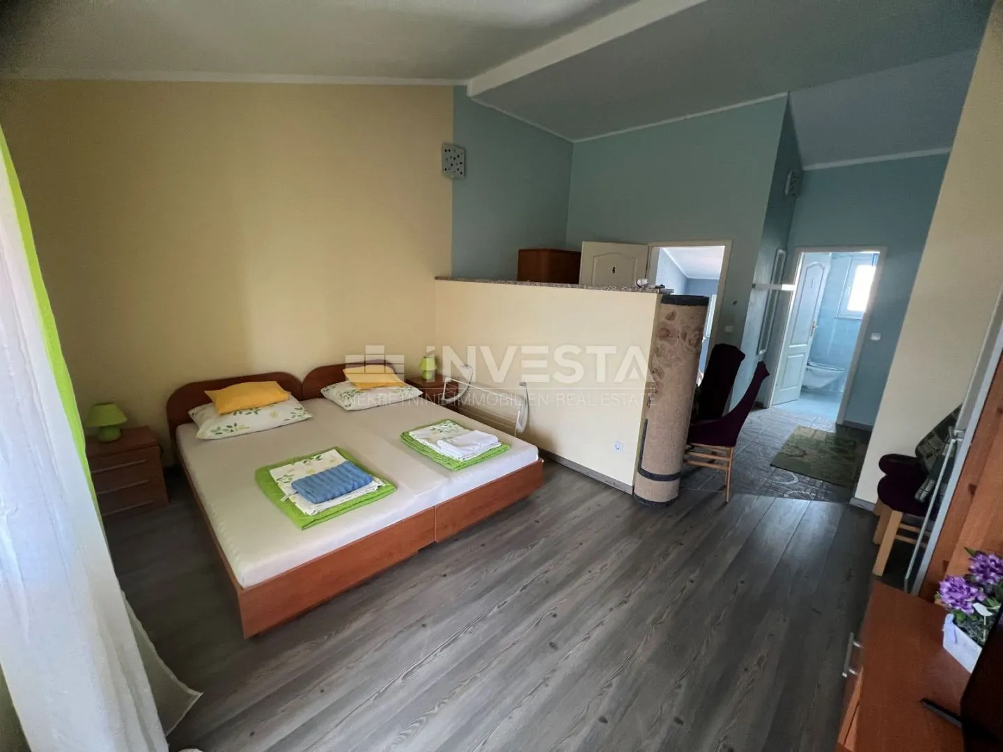 medulin, kuća s 7 apartmana na samo 100 m od mora - slika 33
