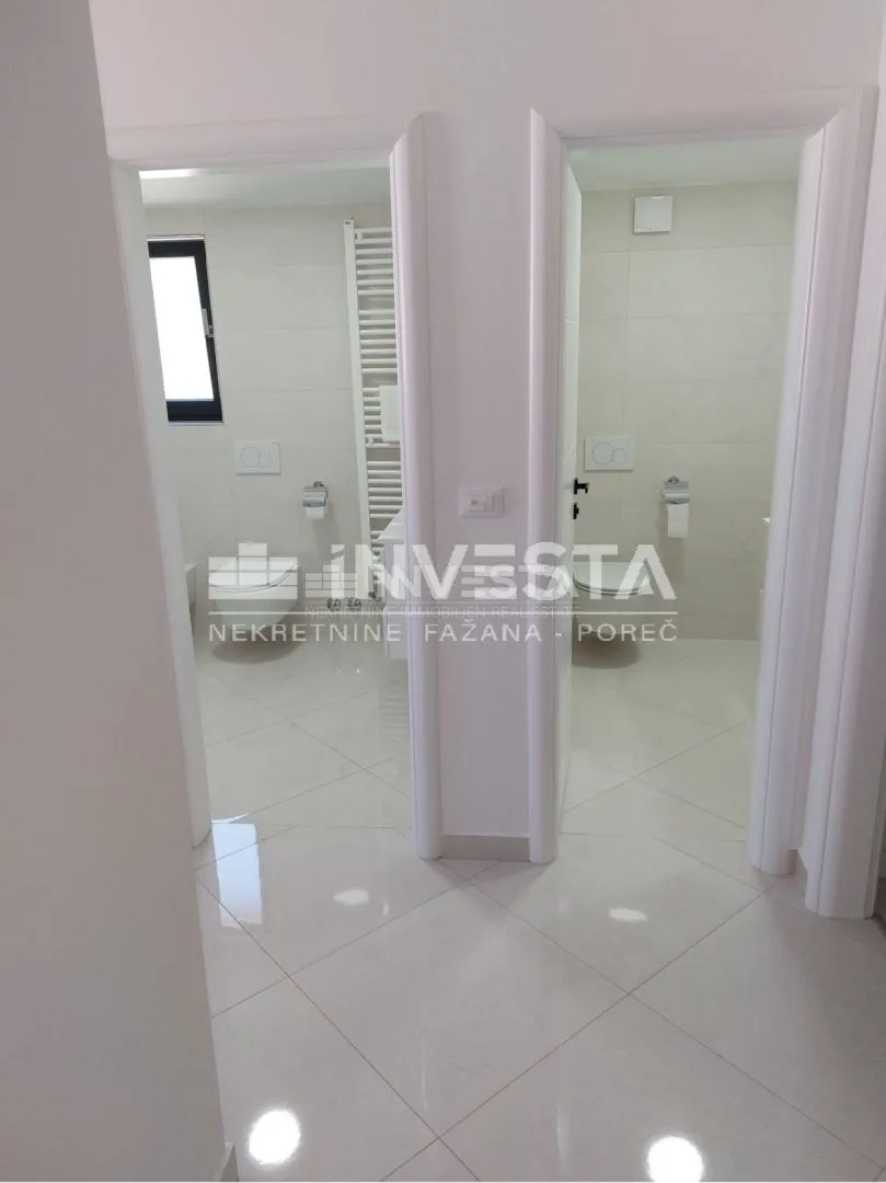 poreč okolica, moderno uređena vila dvojnica s bazenom, novogradnja - slika 30