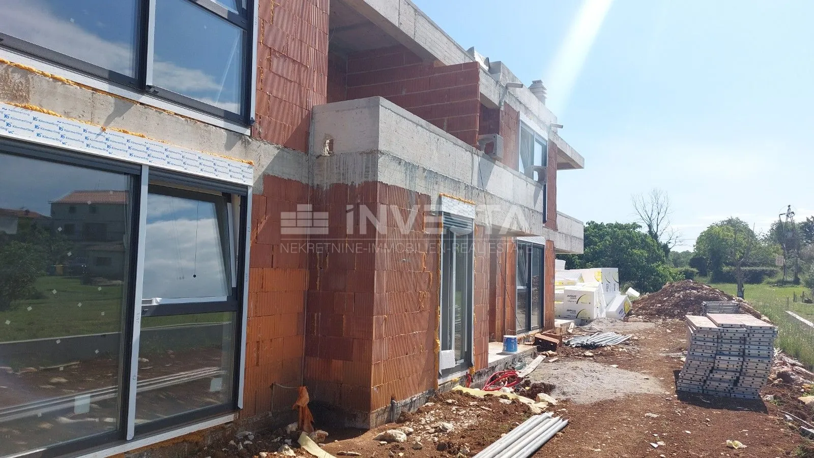 poreč okolica, komforan stan u novogradnji s vrtom - slika 6