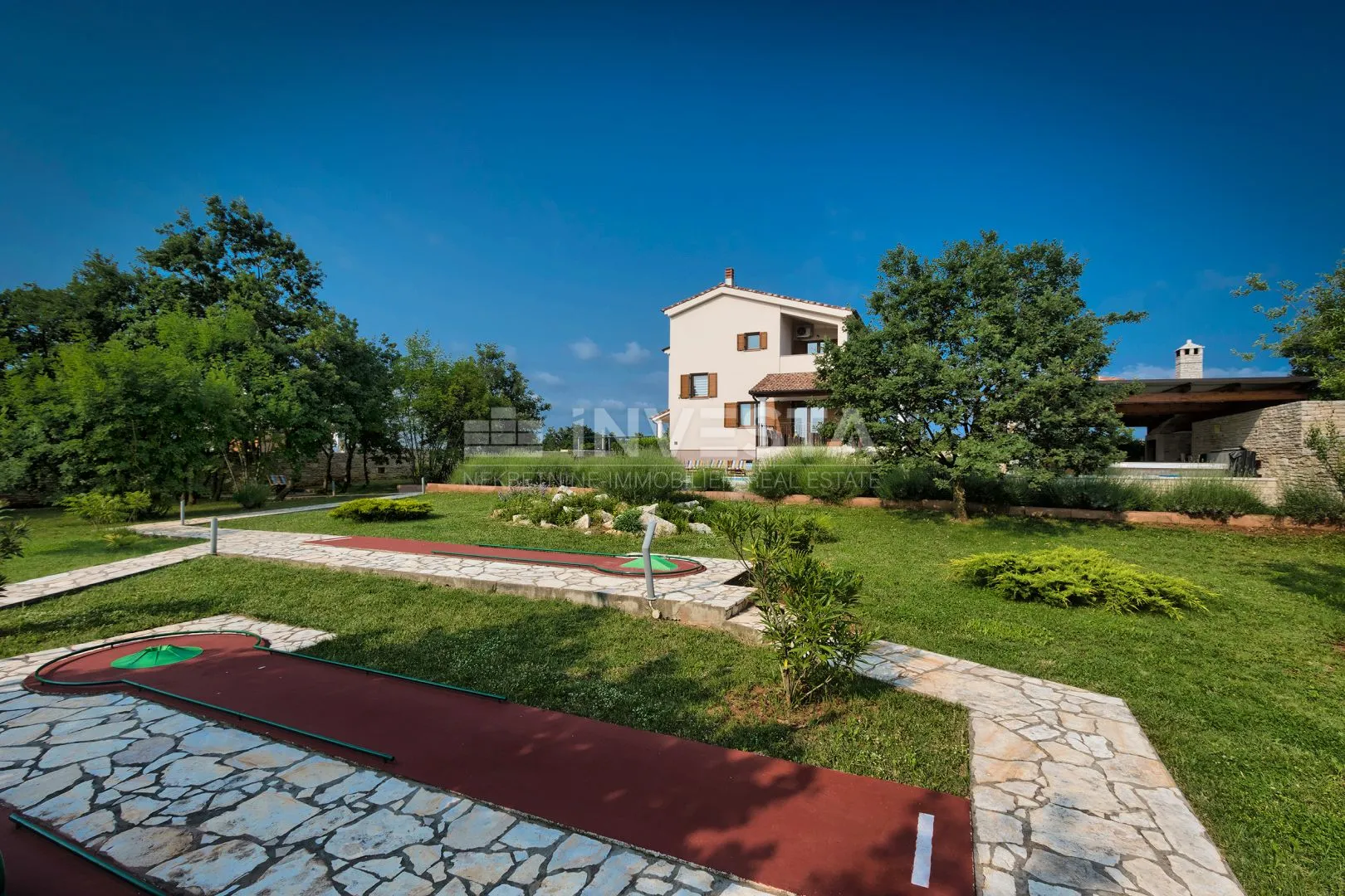 prostrana vila sa bazenom okolica svetvinčenta - slika 28