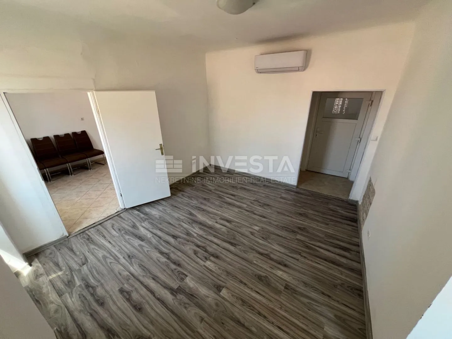 Pula, Centar stan površine 69,55m2, III KAT