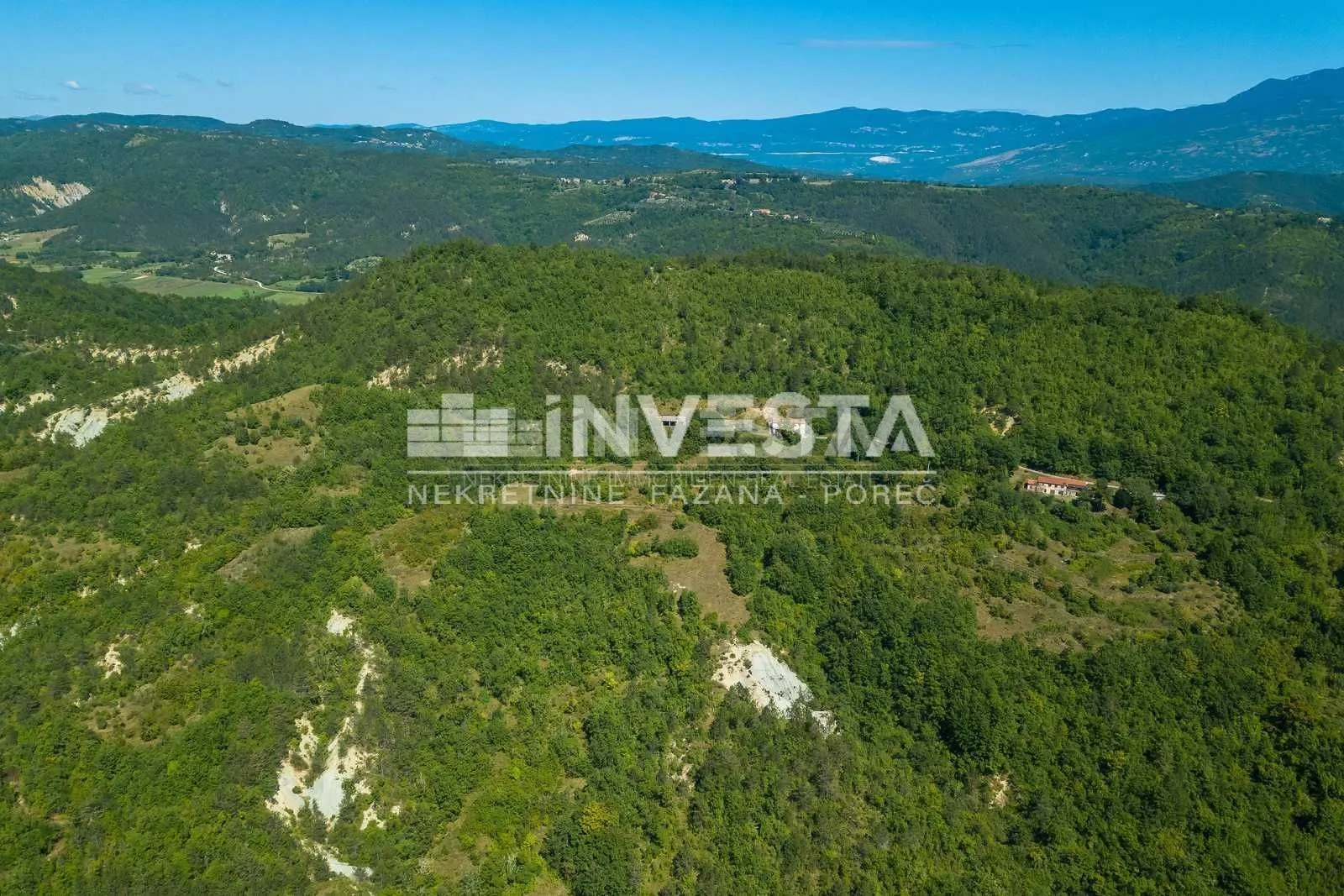 gračišće okolica, samostojeća kuća sa okućnicom i bajkovitim pogledom! - slika 7