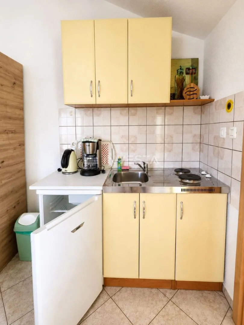 medulin, garsonijera na 2. katu s terasom, blizu mora i centra - slika 9