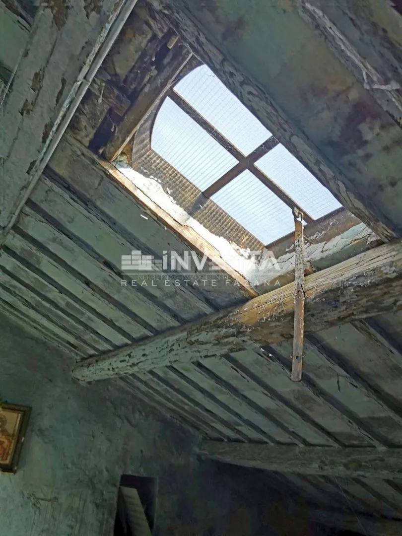 poreč okolica, stara kuća u nizu za adaptaciju, 180m2 - slika 12