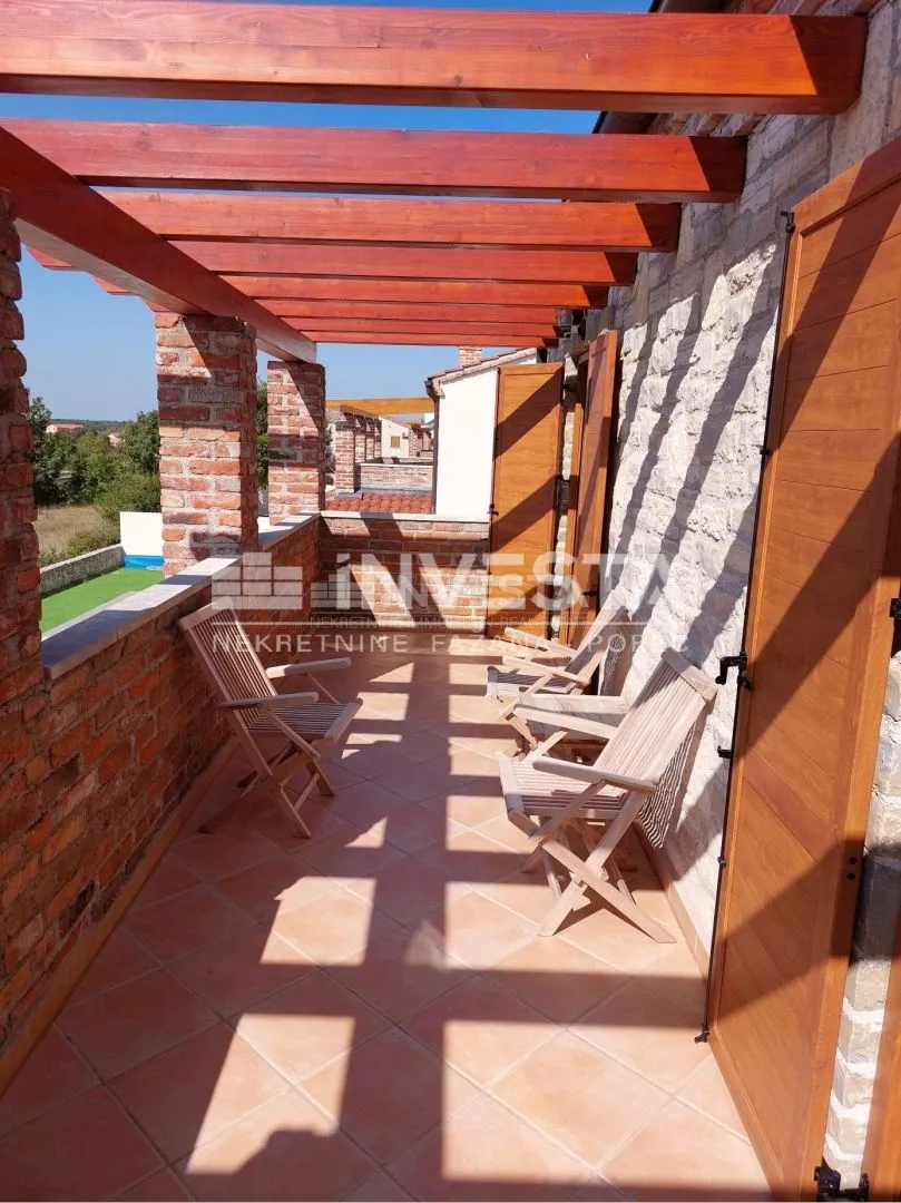 okolica svetvinčenta, prekrasna rustikalna vila s bazenom 155 m2, 4ss - slika 33