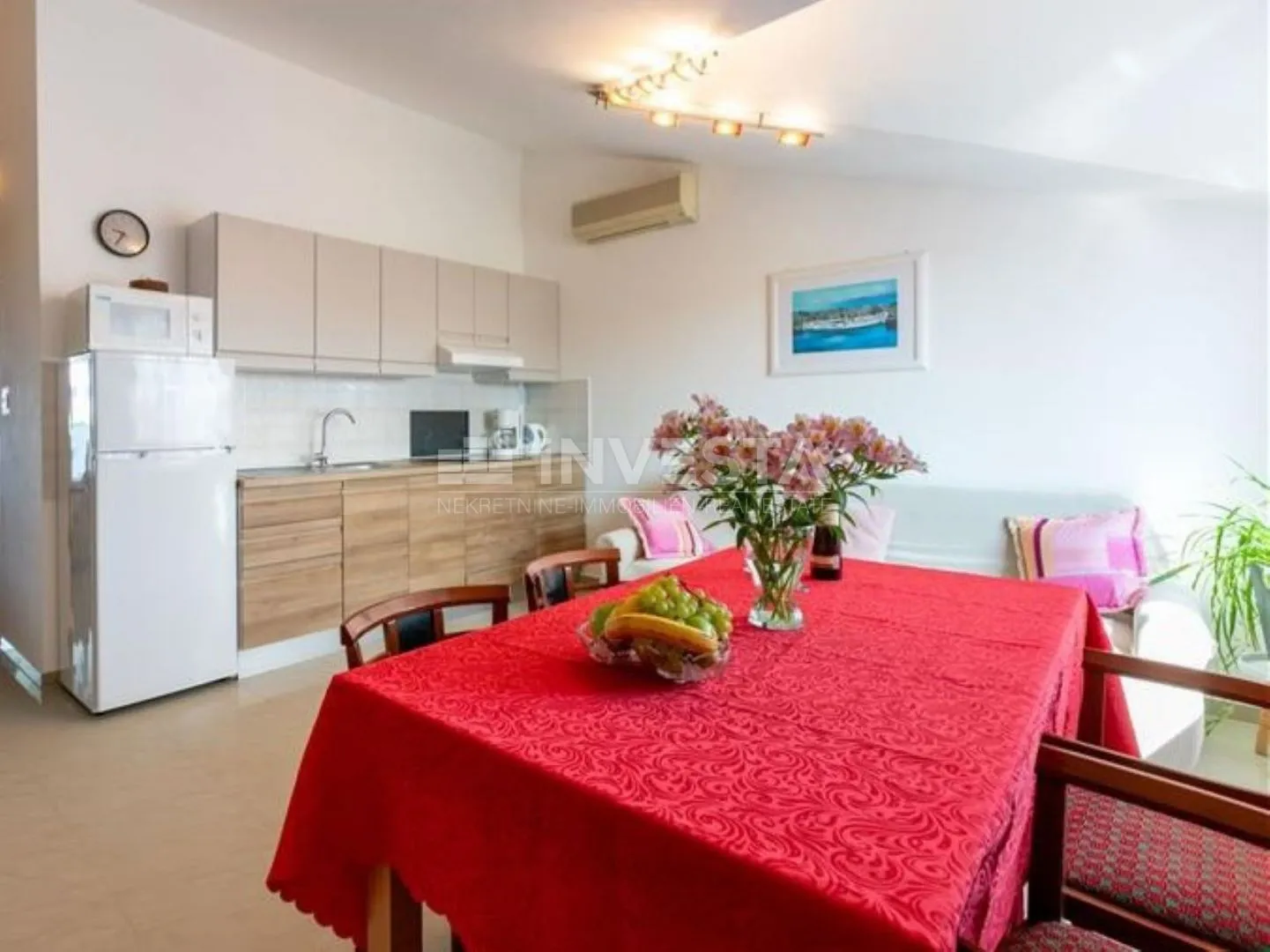 fažana, apartmanska kuća sa 6 stanova i bazenom - slika 25