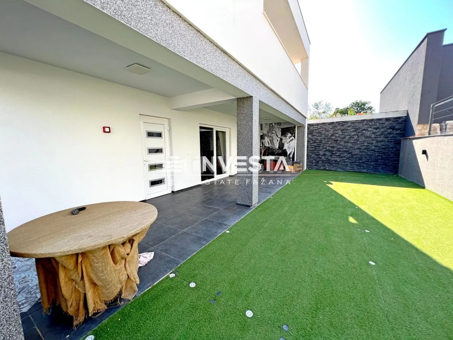vodnjan okolica, moderna kuća s konobom, 240 m2 - slika 3