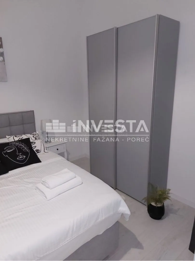 poreč okolica, moderno uređena vila dvojnica s bazenom, novogradnja - slika 29