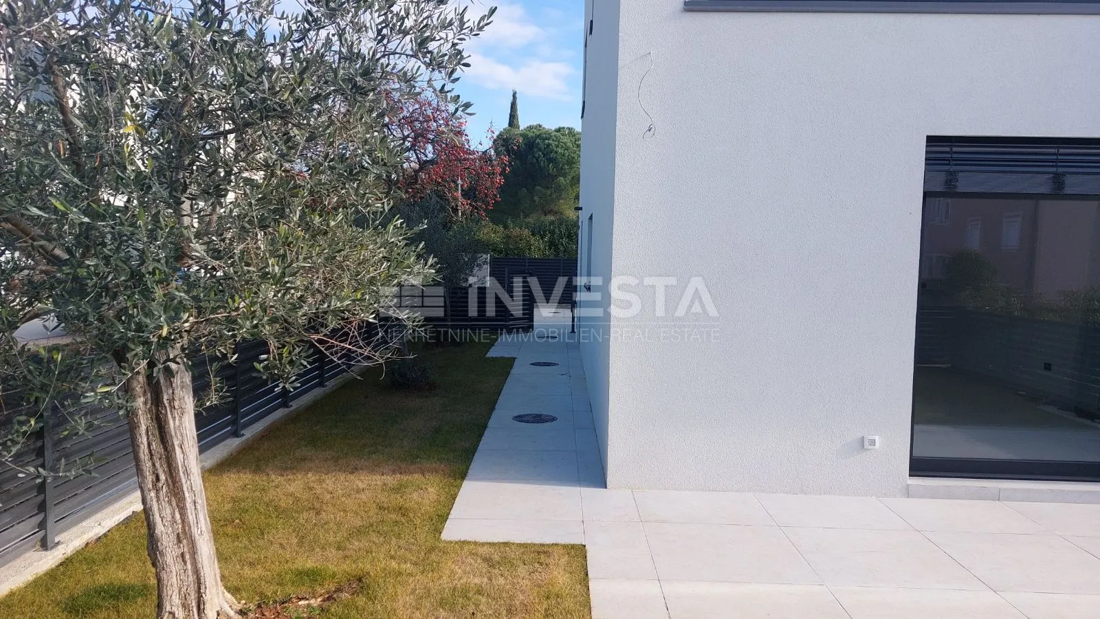 kuća u nizu sa panoramskim pogledom na more - slika 2