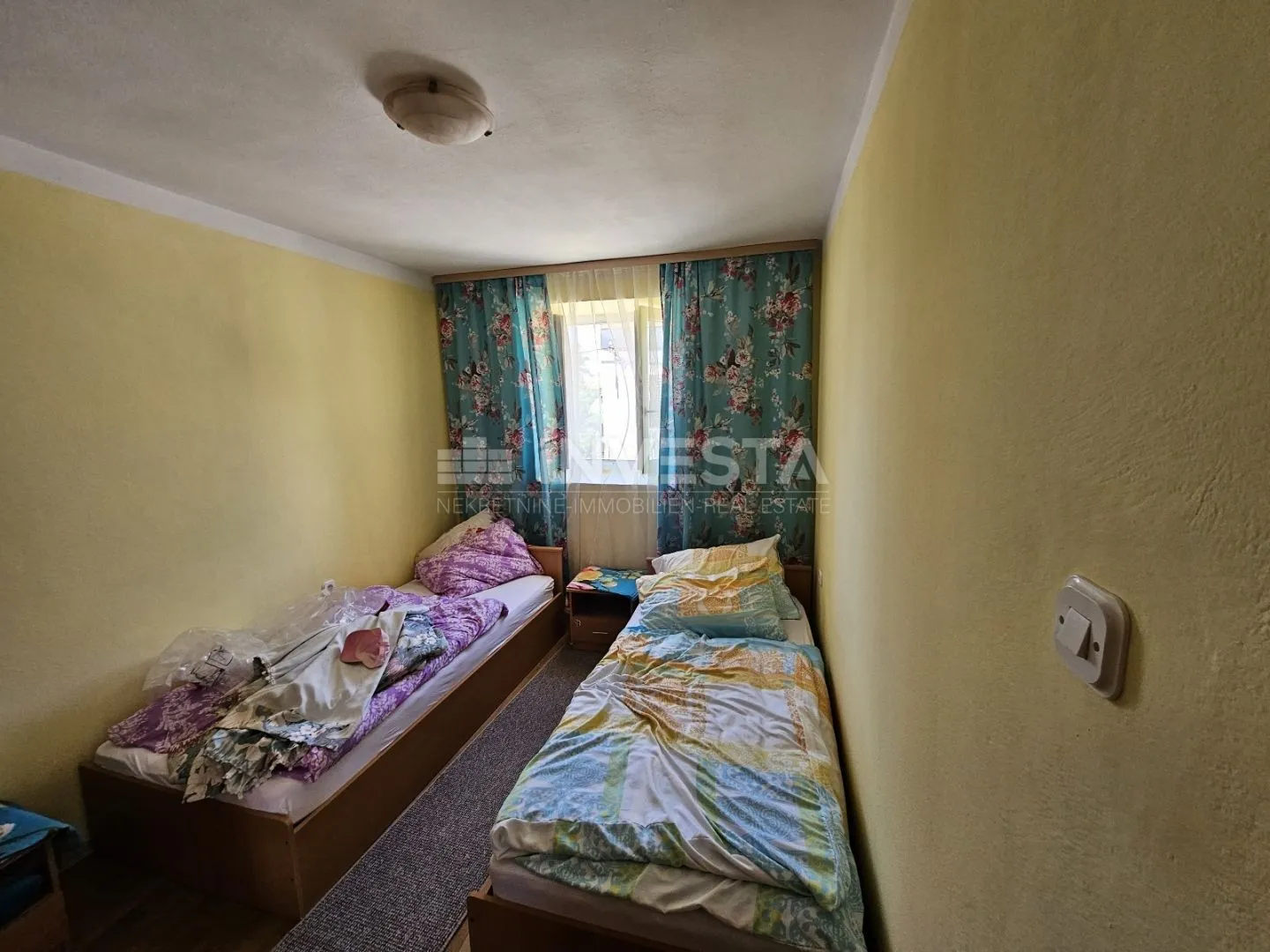 vodnjan, renovirana obiteljska kuća sa 3 spavaće sobe - slika 13