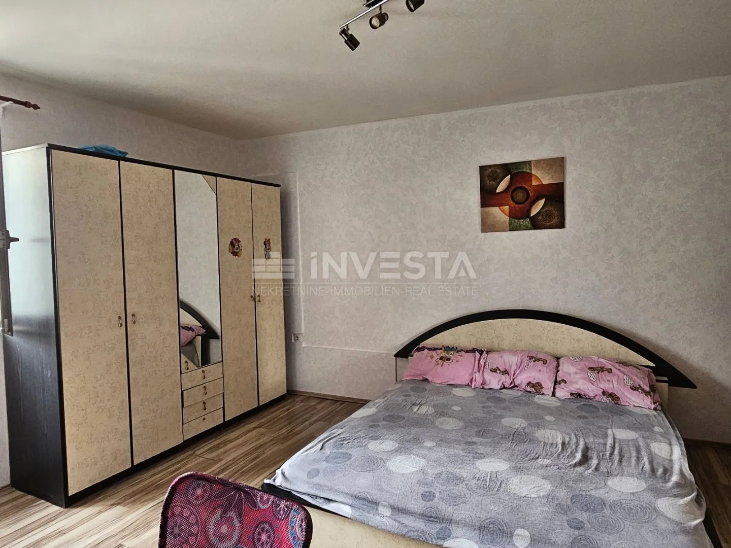 pula, šijana, veliki stan 153m2 na odličnoj lokaciji - slika 15
