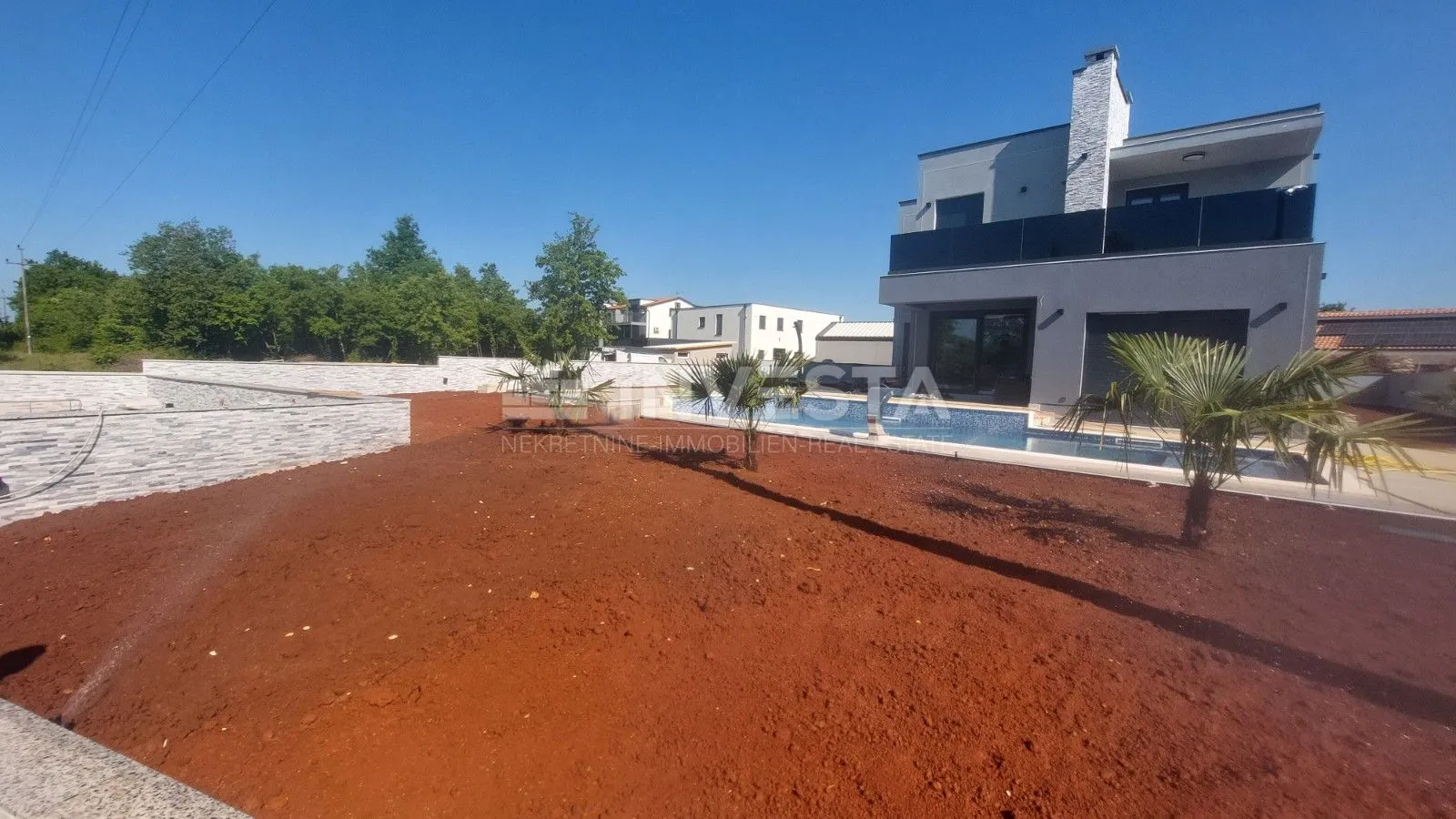 moderna vila sa grijanim bazenom - slika 1