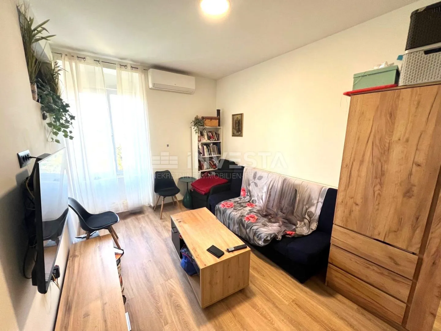 stoja, jednosoban stan površine 41m² - slika 3