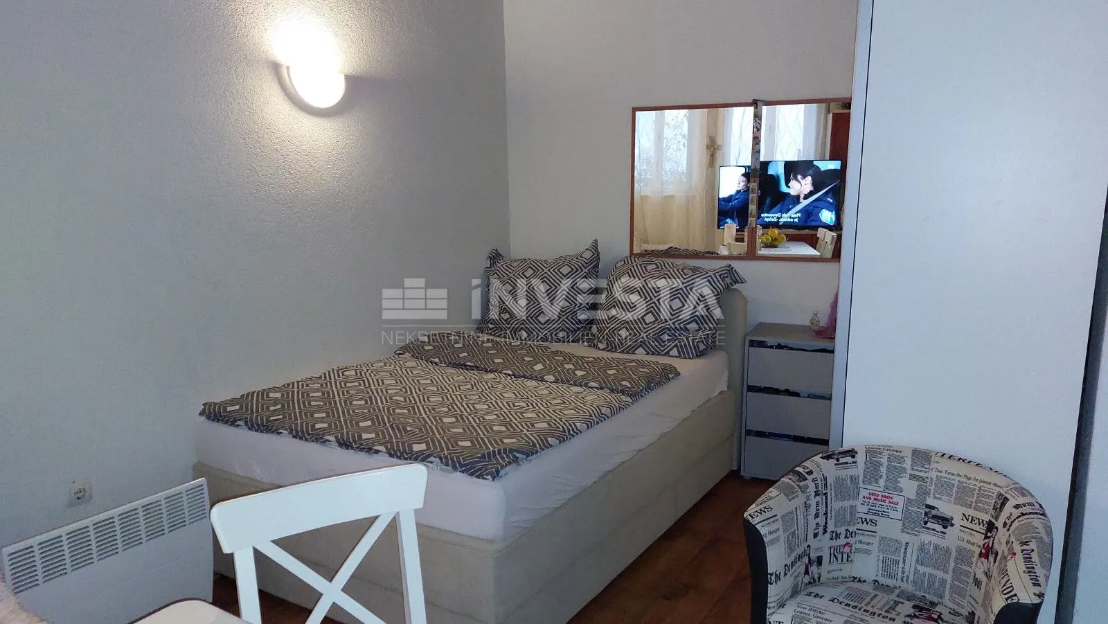 rovinj centar, poslovni prostor sa garsonijerom - slika 1