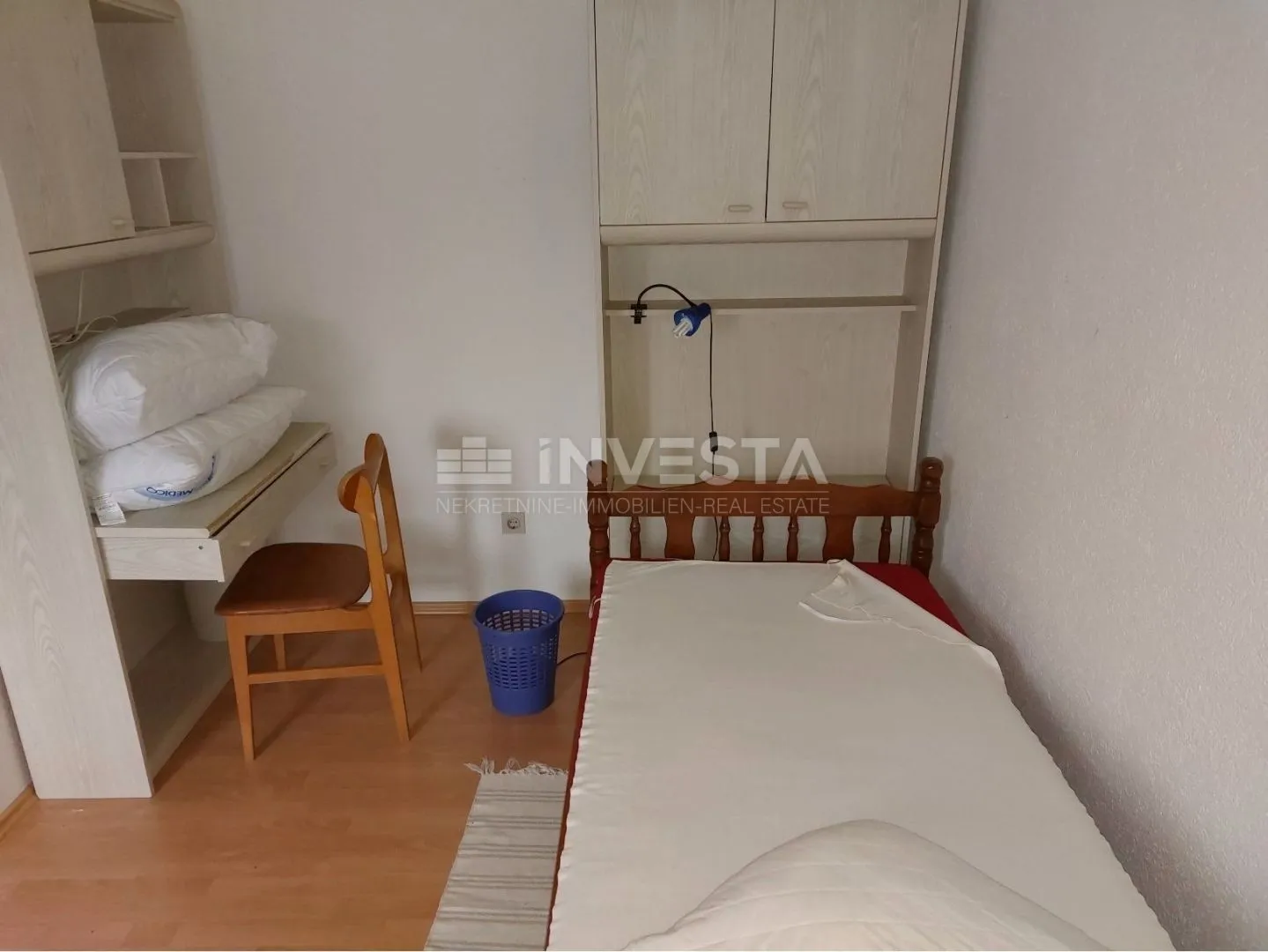 poreč okolica, 2 kuće sa više stambenih jedinica, prostrana okućnica - slika 17