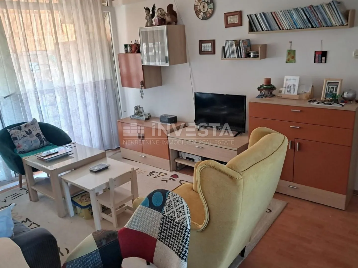 pula, stan s 2 spavaće sobe, lođom, balkonom i šupom, blizu centra - slika 3