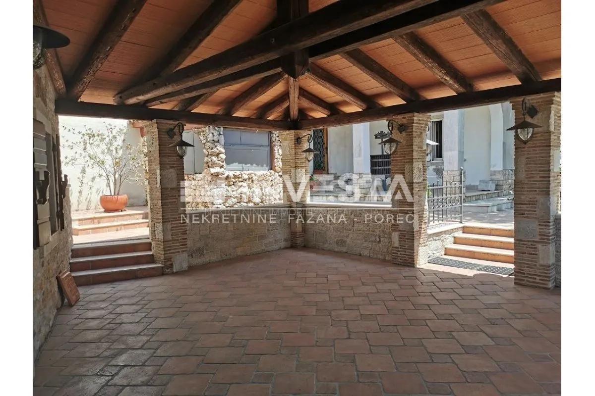 vrsar okolica, lijepa kamena kuća s prostranom terasom, 130 m2 - slika 3