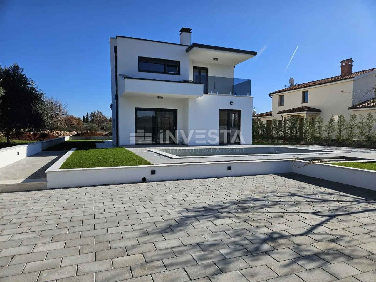 moderna vila u okolici poreča s pogledom na more - slika 2