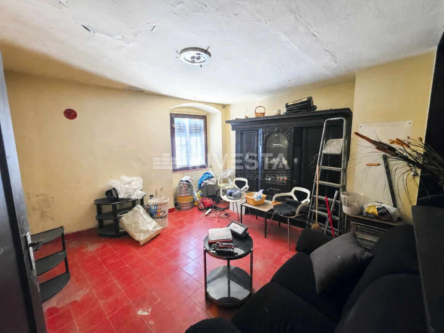 vodnjan centar – troetažni stan s terasom i mogućnošću izvedbe do tri apartmana - slika 4