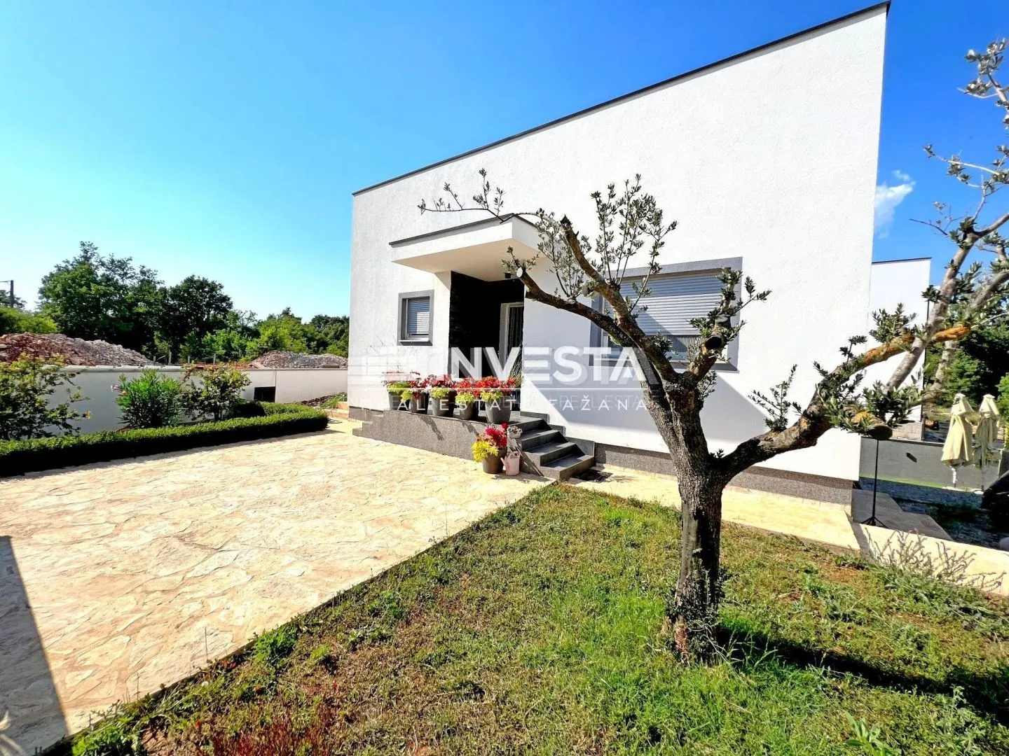 vodnjan okolica, moderna kuća s konobom, 240 m2 - slika 7