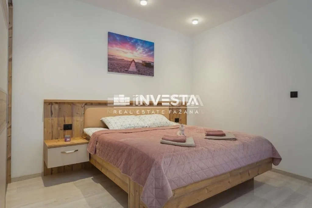 fažana, stan na 1.katu 120m2, 2ss+db, prvi red do mora! - slika 11