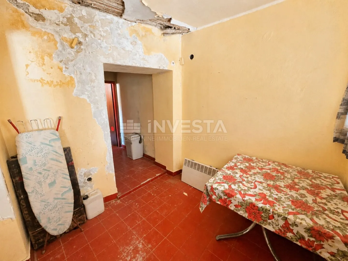 vodnjan centar – troetažni stan s terasom i mogućnošću izvedbe do tri apartmana - slika 9