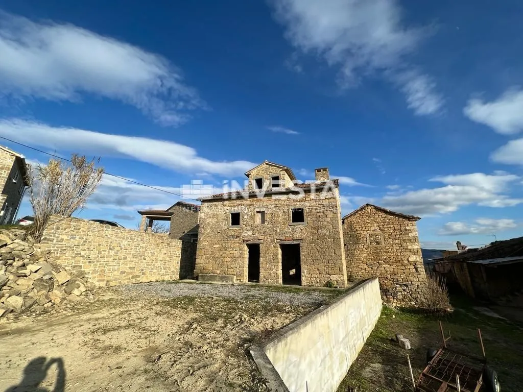 motovun okolica, jedinstvena istarska kamena kuća s predivnim pogledom - slika 3