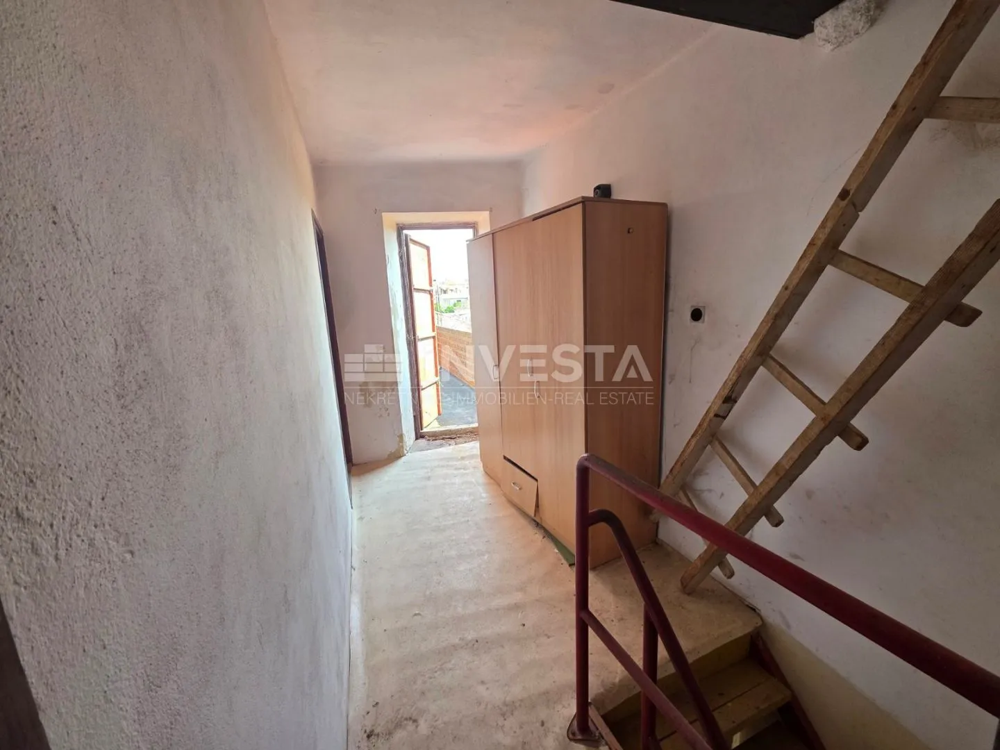 vodnjan centar – troetažni stan s terasom i mogućnošću izvedbe do tri apartmana - slika 21
