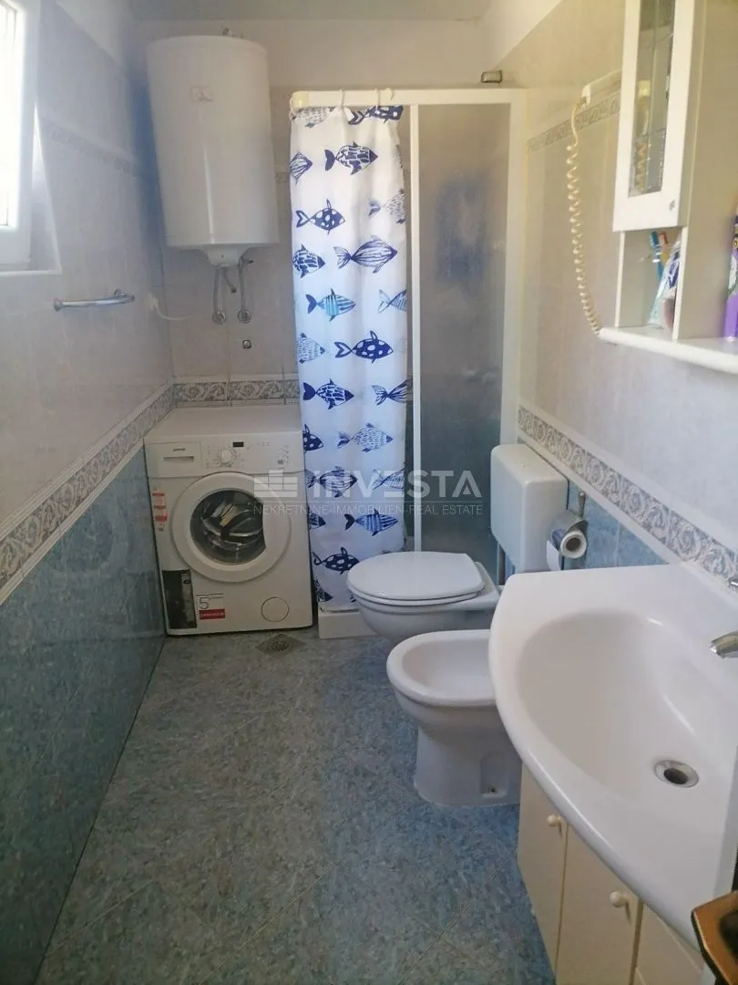 poreč, centar, dvosoban stan na pješačkoj udaljenosti od tržnice, 68m2 - slika 9