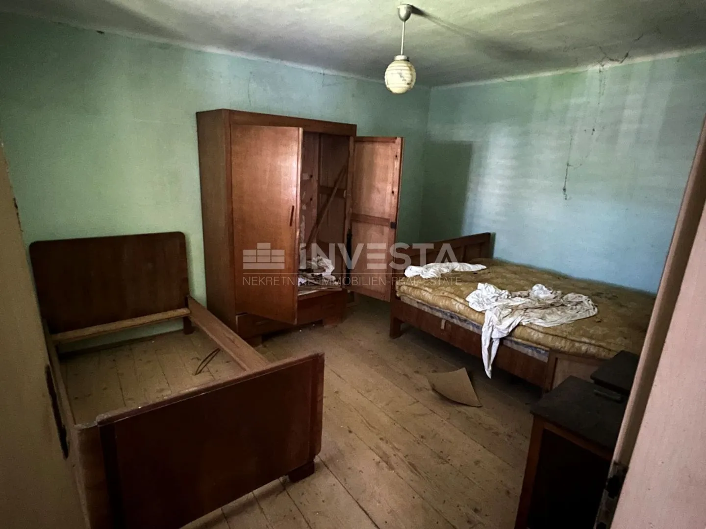 kamena kuća za renovaciju s velikim potencijalom - slika 9