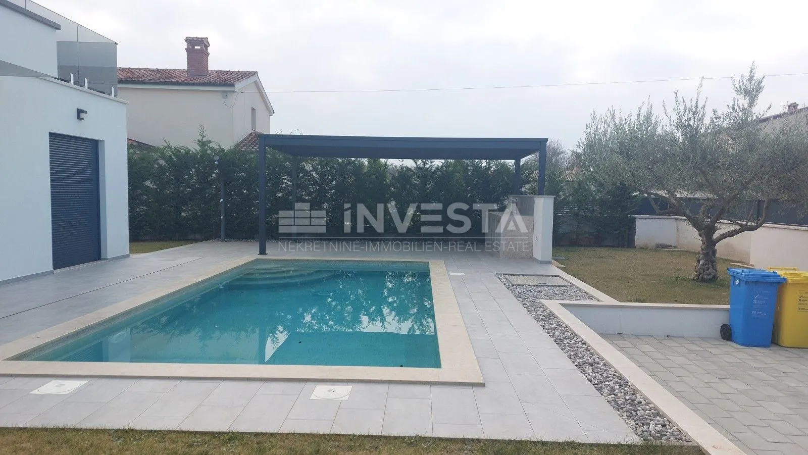 moderna vila u okolici poreča s pogledom na more - slika 49