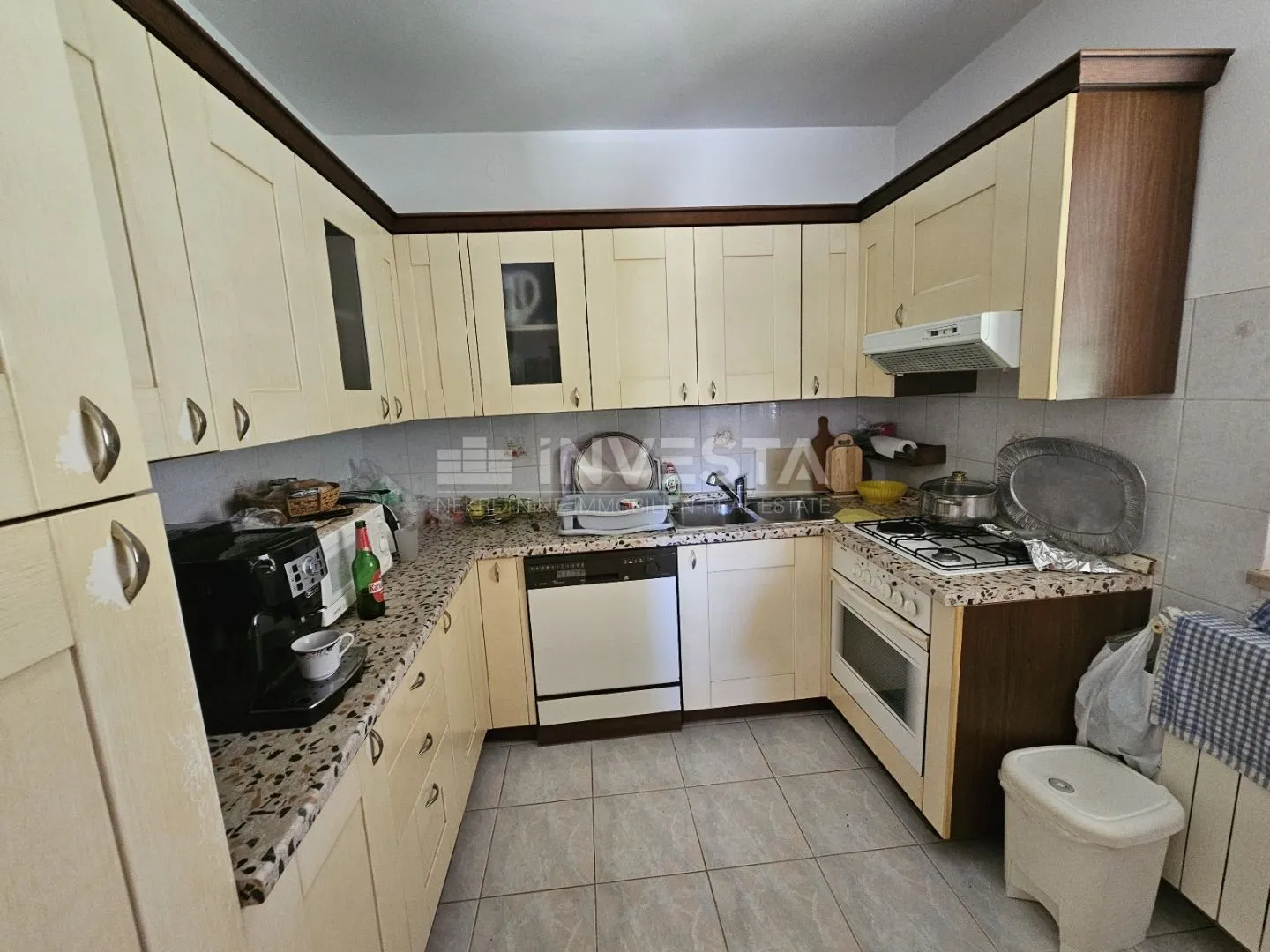 medulin centar, prostrana kvalitetna apartmanska kuća, blizu mora - slika 22