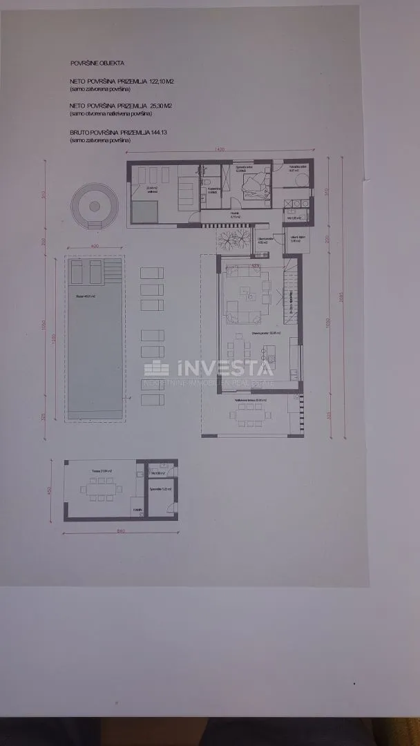 luksuzna moderna vila sa grijanim bazenom - slika 35