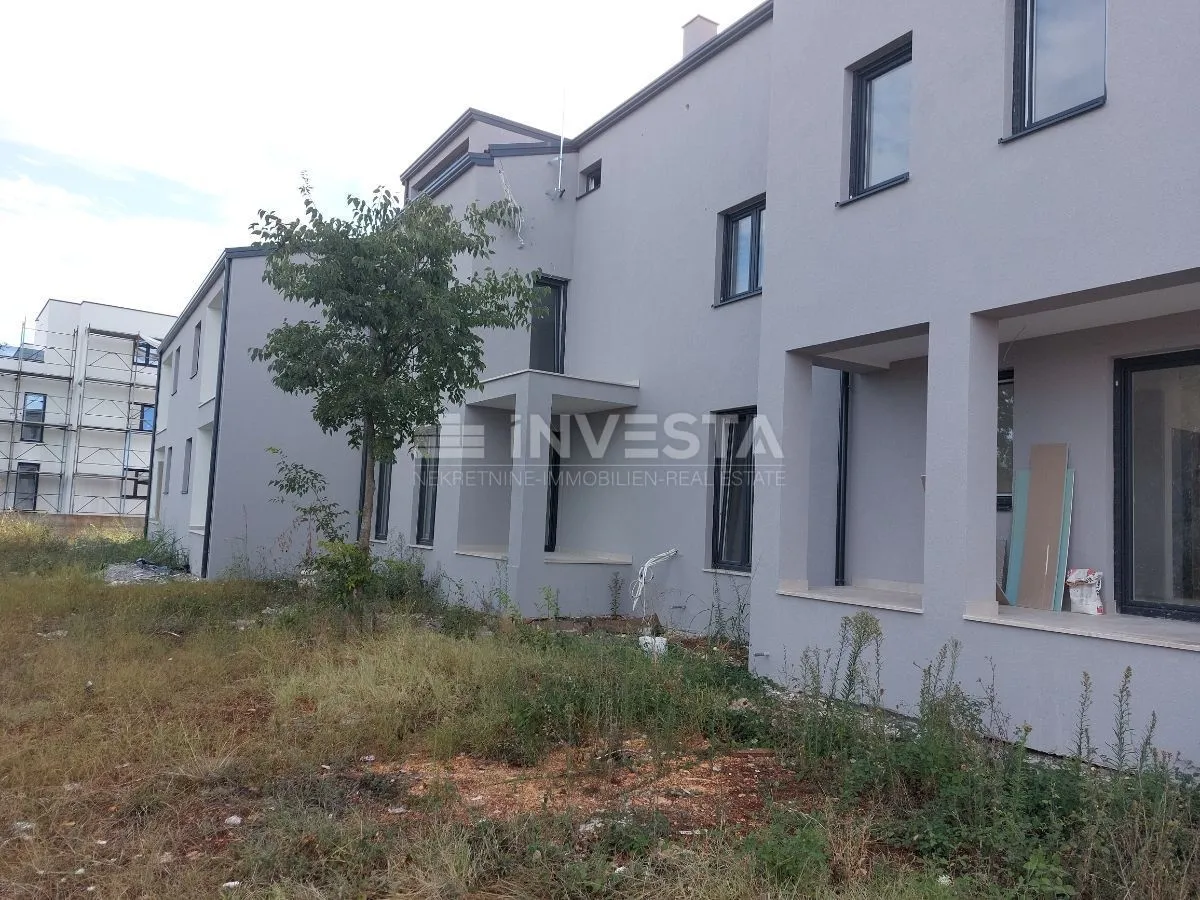 poreč okolica, dvoetažni stan 107,43 m2 1.kat/potkrovlje, novogradnja - slika 10