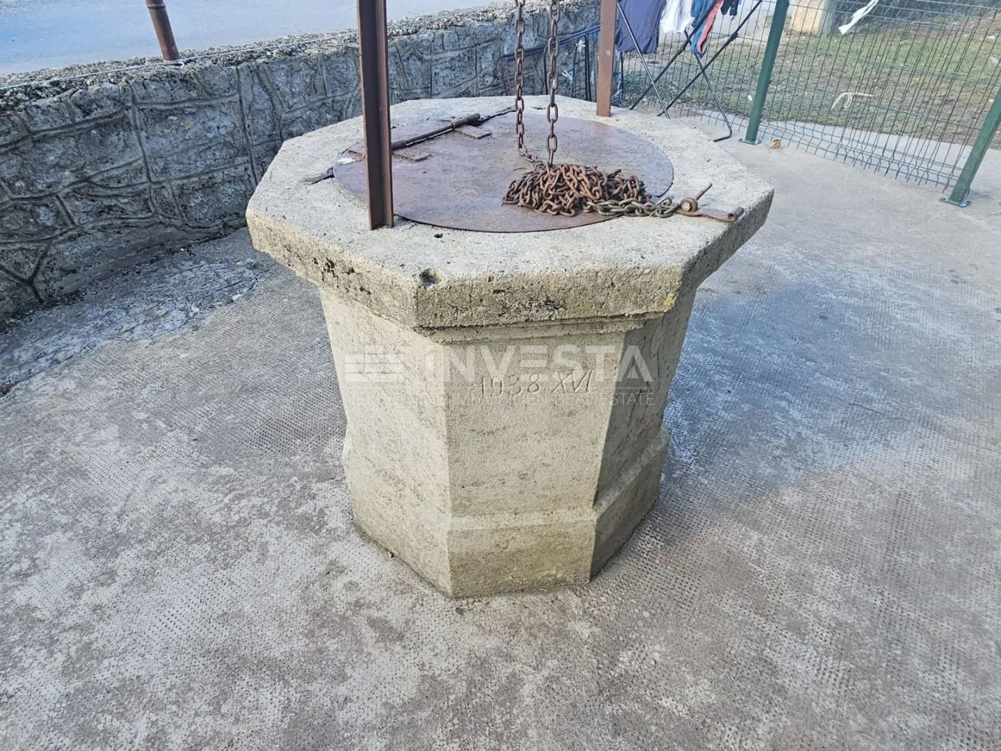 ročko polje, kompleks kamenih kuća u istri - slika 5