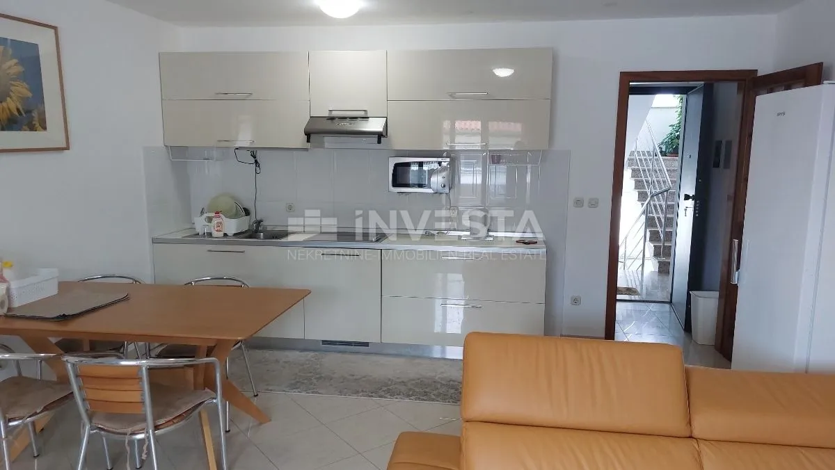 Stan u Karigadoru od 80 m2 blizu mora - Karigador, Brtonigla