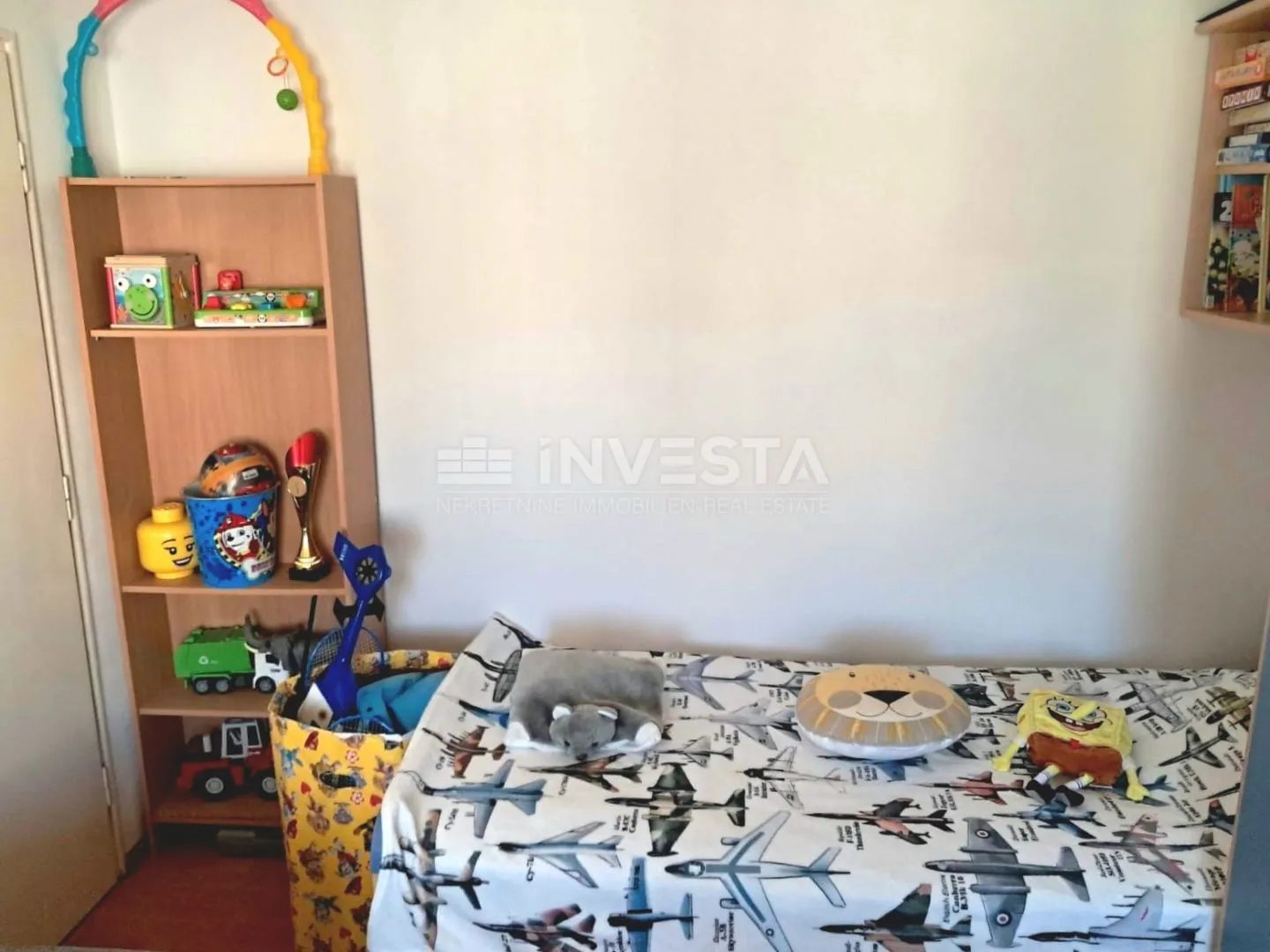 pula, stan s 2 spavaće sobe, lođom, balkonom i šupom, blizu centra - slika 14