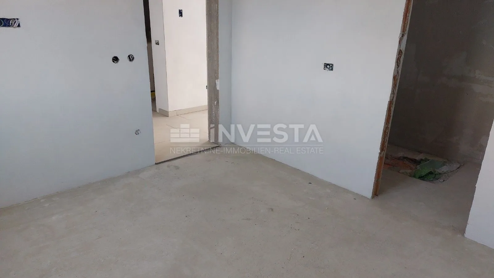 poreč okolica, komforan stan u novogradnji s vrtom - slika 9