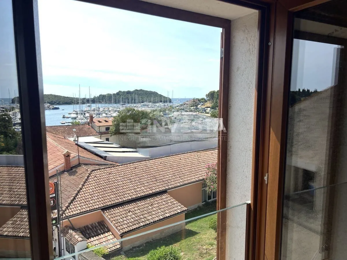 kuća sa panoramskim pogledom na marinu - slika 6