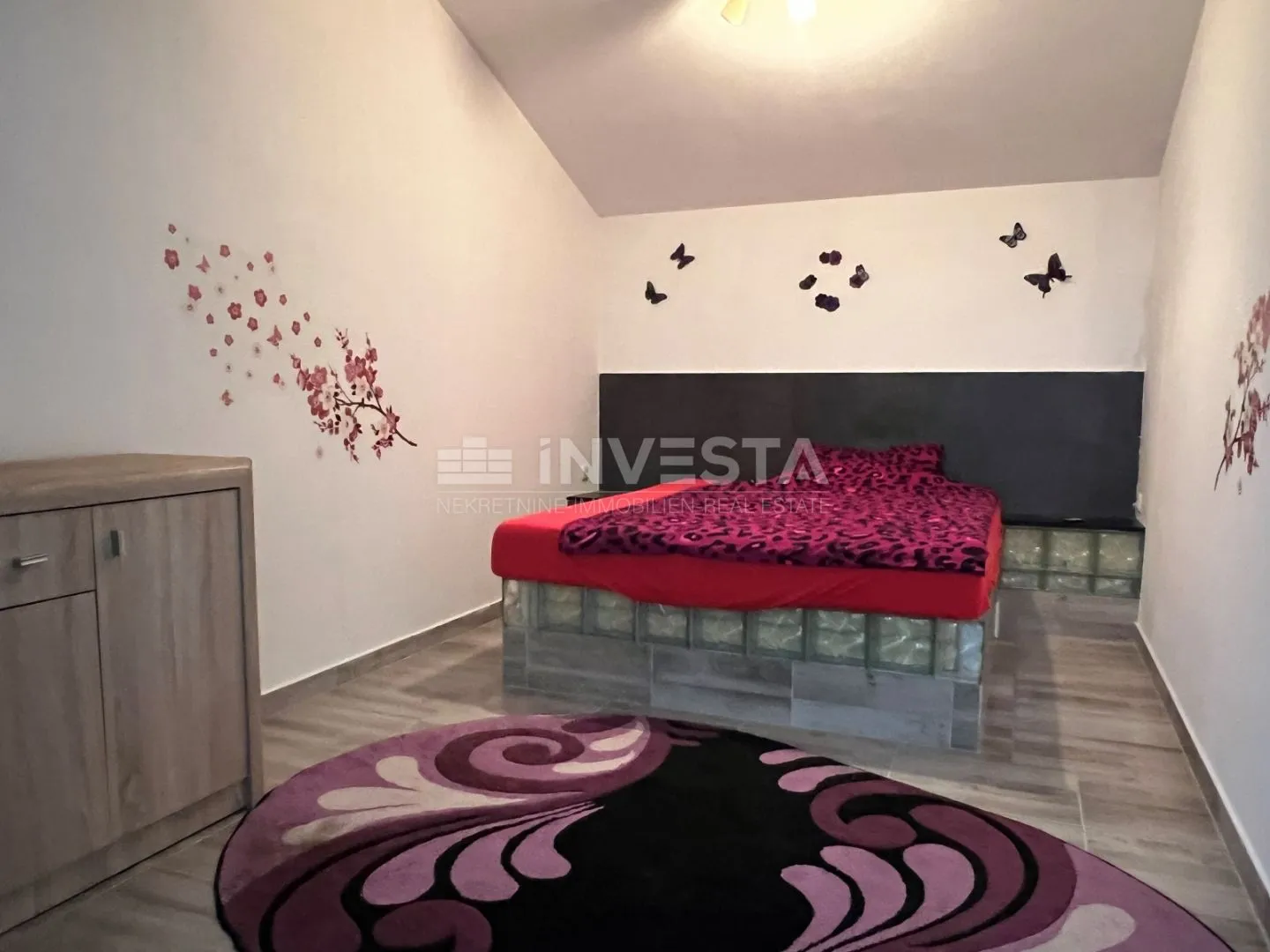 pula, gregovica stan 95m2, prizemlje, natkrivena terasa - slika 11