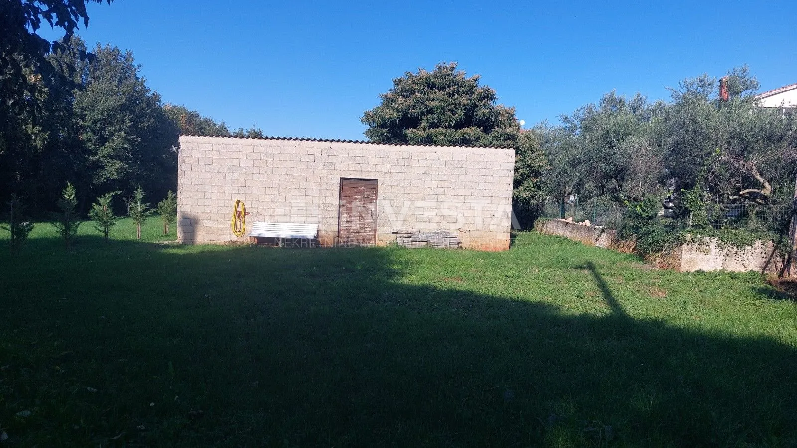 poreč okolica, građevinsko zemljište sa gospodarskom zgradom - slika 10