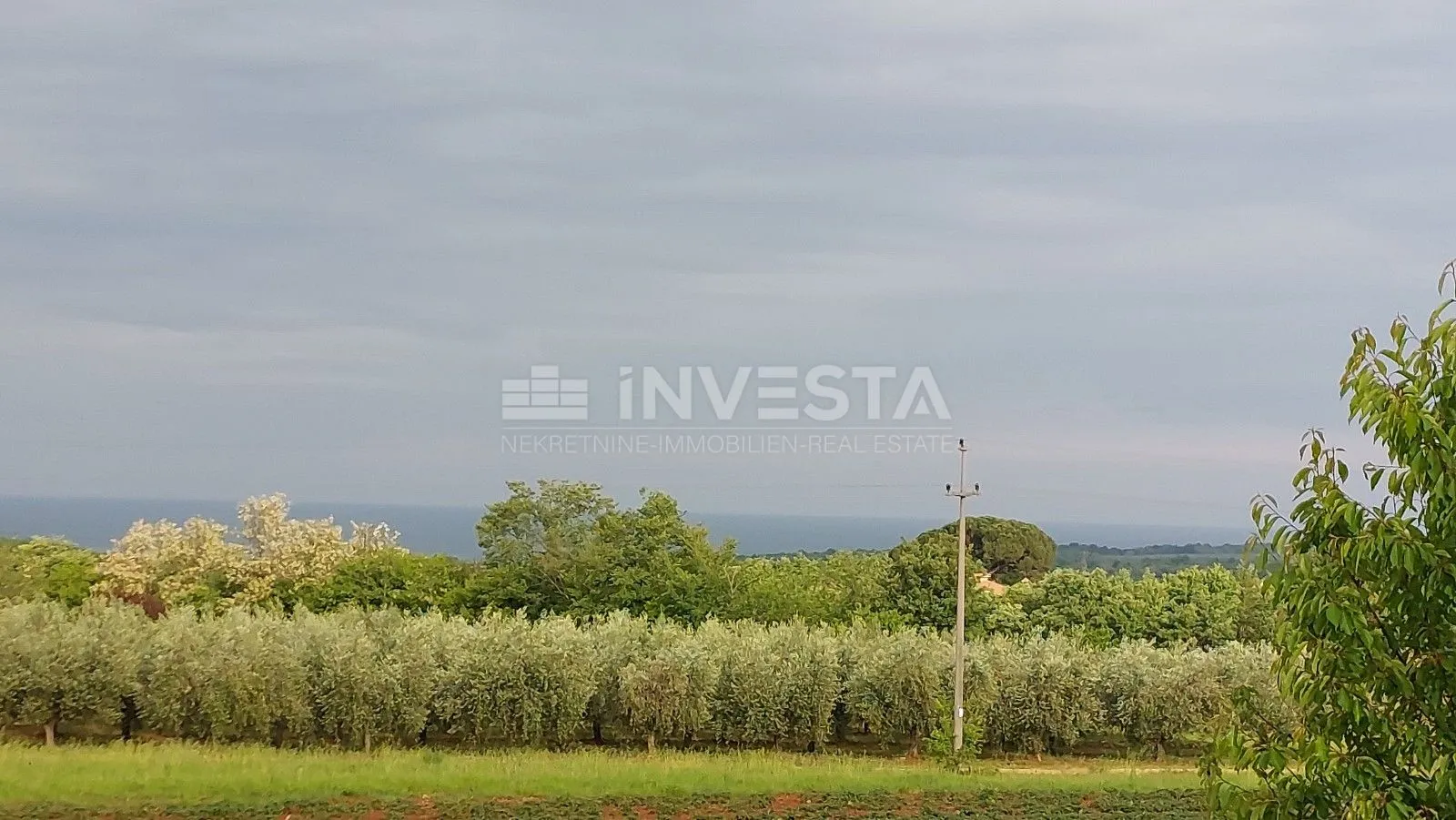 trosoban stan -novogradnja s uporabnom - slika 6