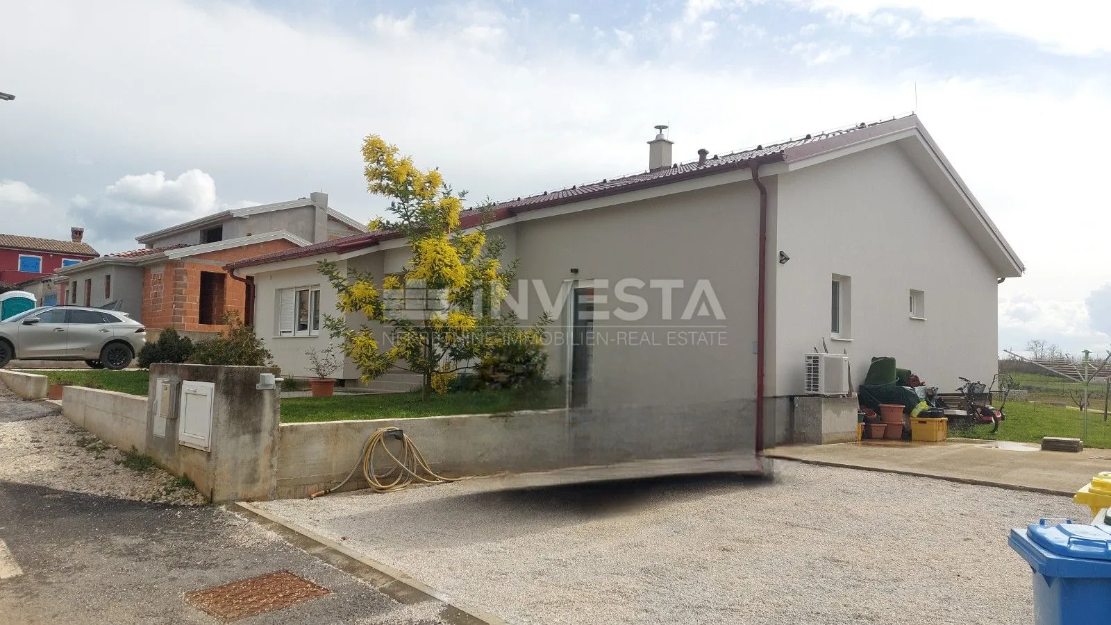 pametna kuća sa bazenom - slika 12