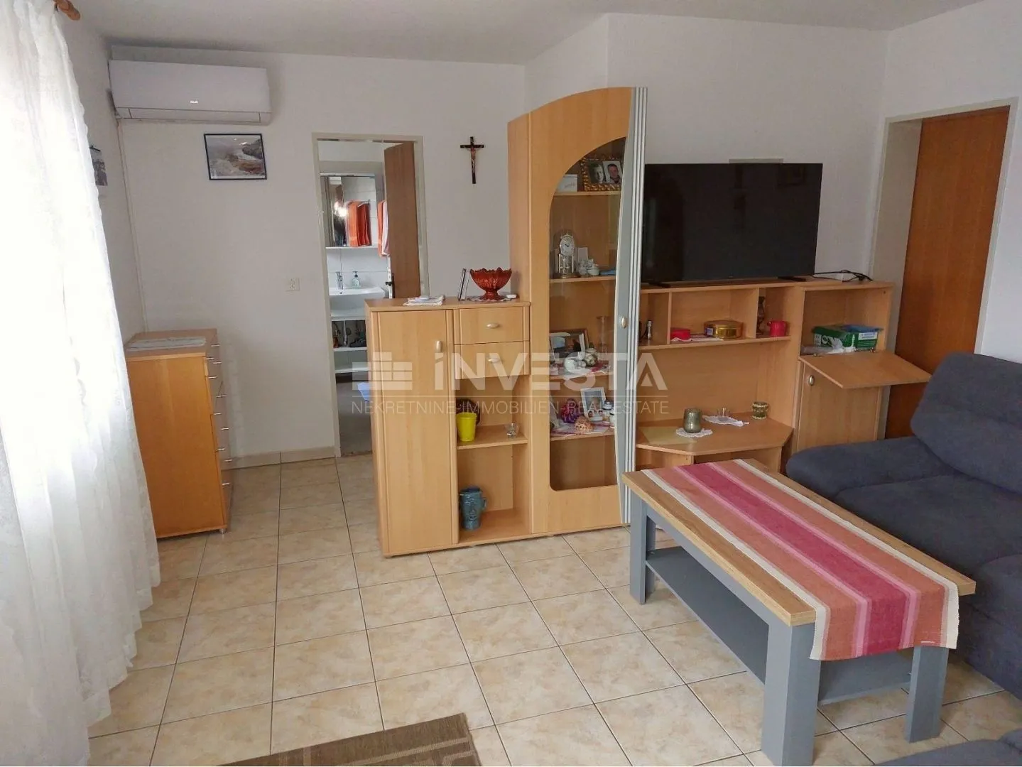 poreč okolica, 2 kuće sa više stambenih jedinica, prostrana okućnica - slika 31
