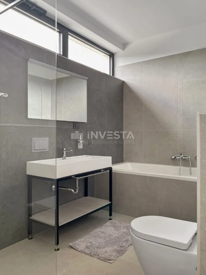 poreč okolica, moderna vila 306m2, pogled more - slika 30