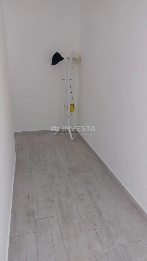 predivan stan u centru umaga 150 m od mora - slika 27