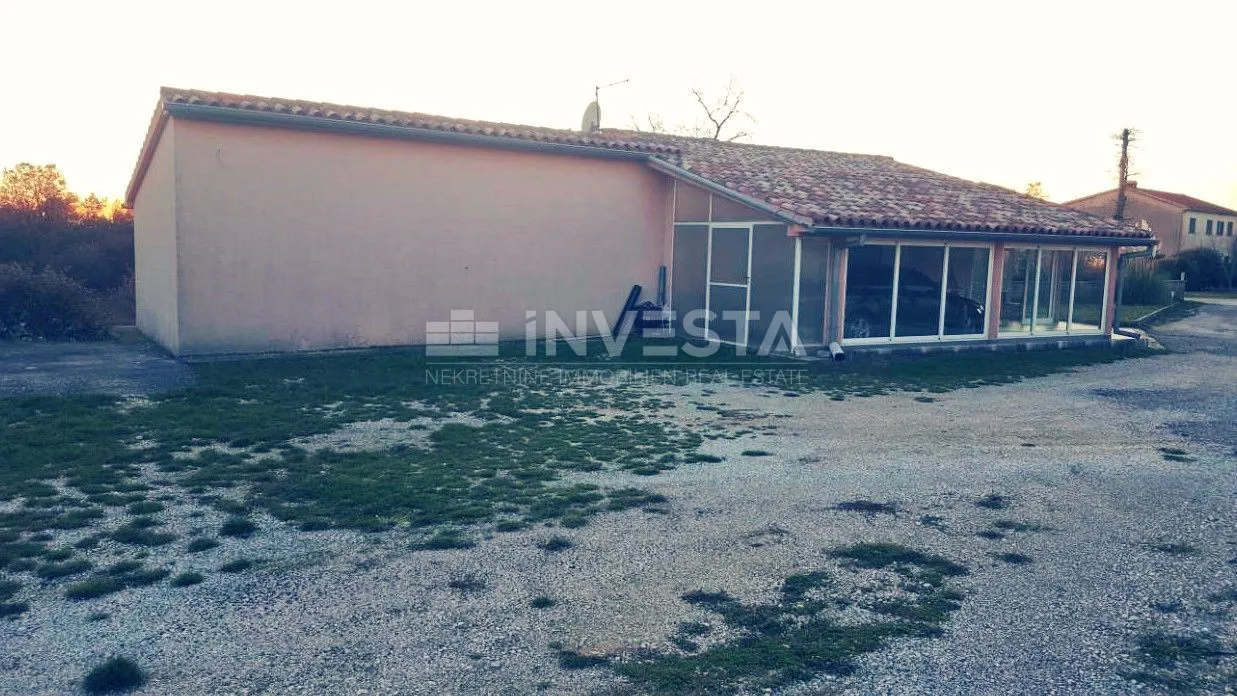 prizemna kuća 141 m 2 na kraju sela sa imanjem od 21500 m2 - slika 13